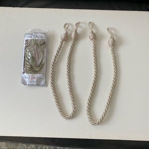 2 PCS Curtain Tiebacks